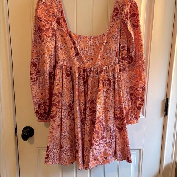 LIKELY Mini dress empire waist pockets Bishop Sleeves - Picture 6 of 15